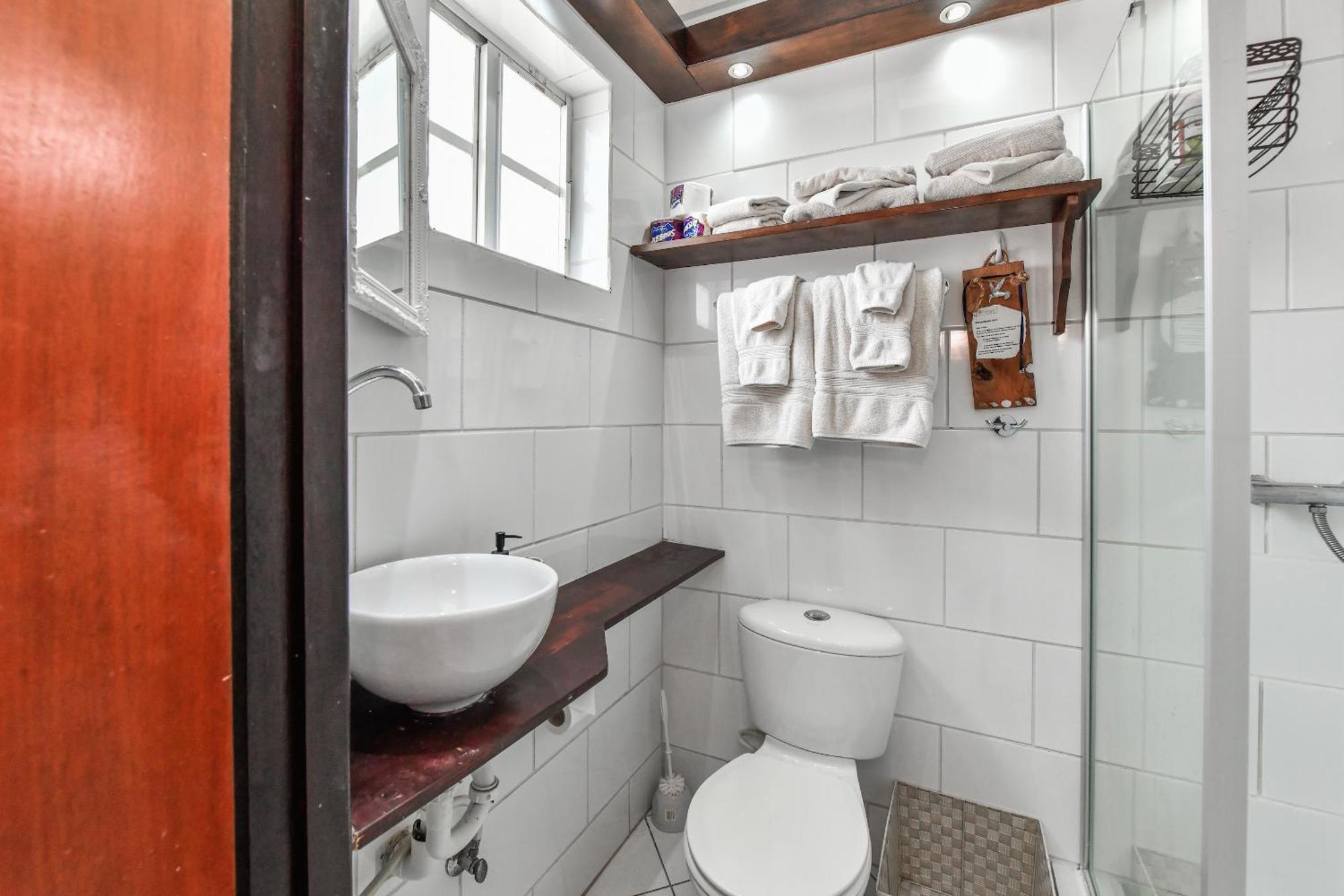 Brisas Studio Apartments (Adults Only) 팜비치 외부 사진